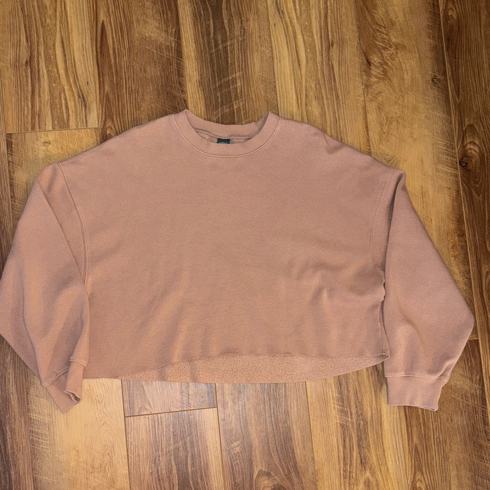 5/$25🌼 Wild Fable Tan Cut-Cropped Crewneck Sweatshirt size XL